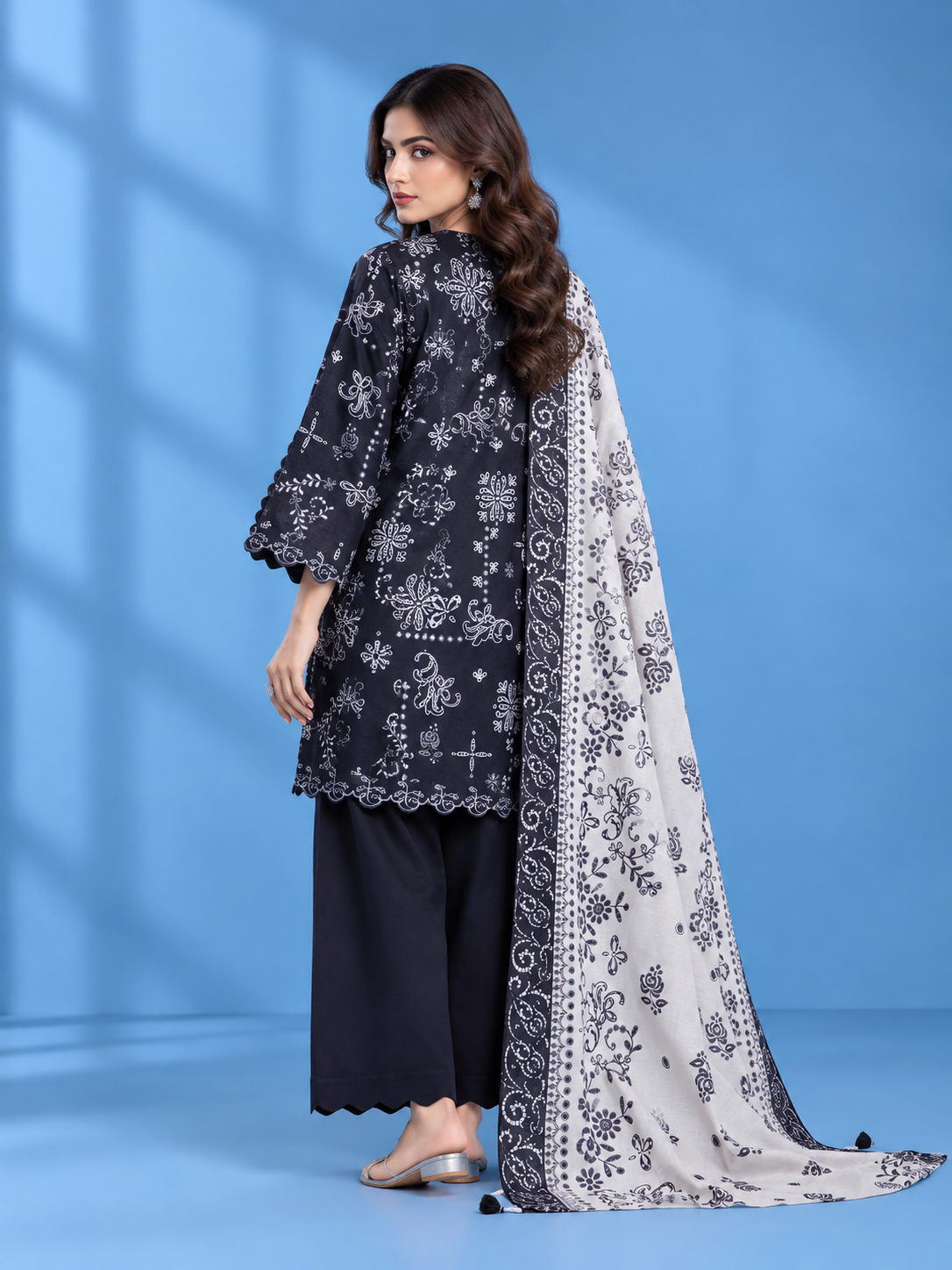 Printed Khaddar Suit